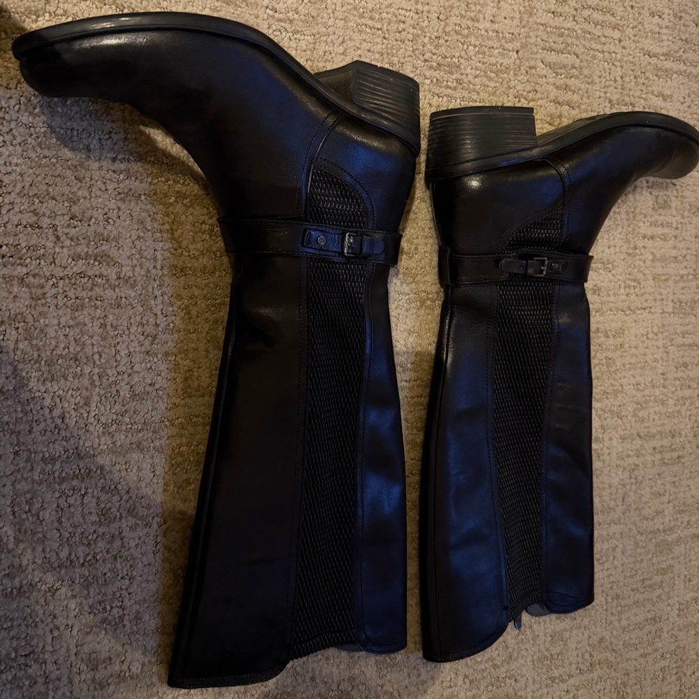 Bussola Black Heeled Boots